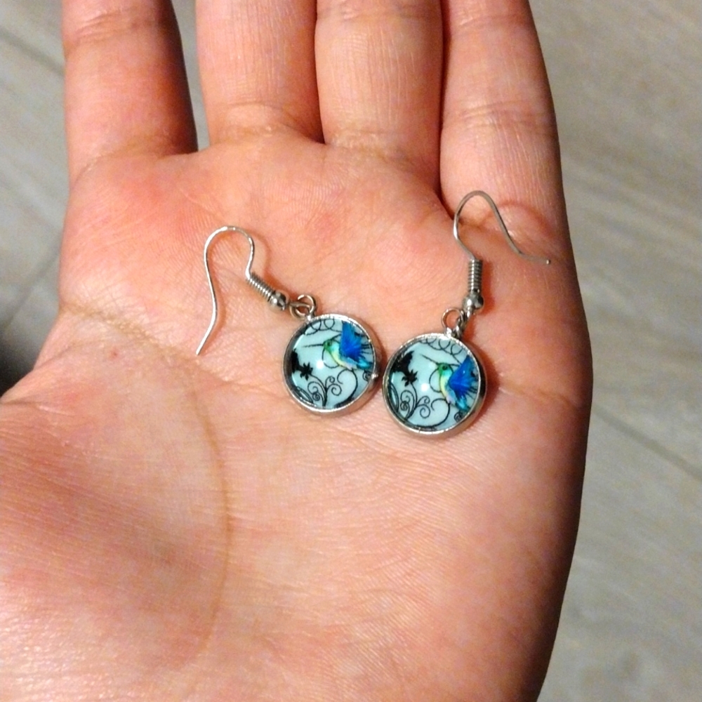 dangle earrings